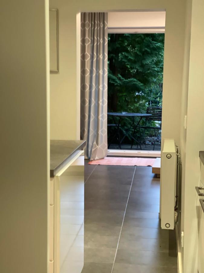 Ruhige Ferienwohnung , Ideal Fuer Berufspendler Hadamar Esterno foto