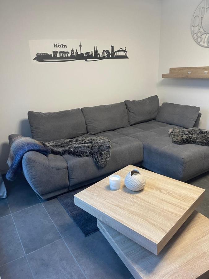 Ruhige Ferienwohnung , Ideal Fuer Berufspendler Hadamar Esterno foto
