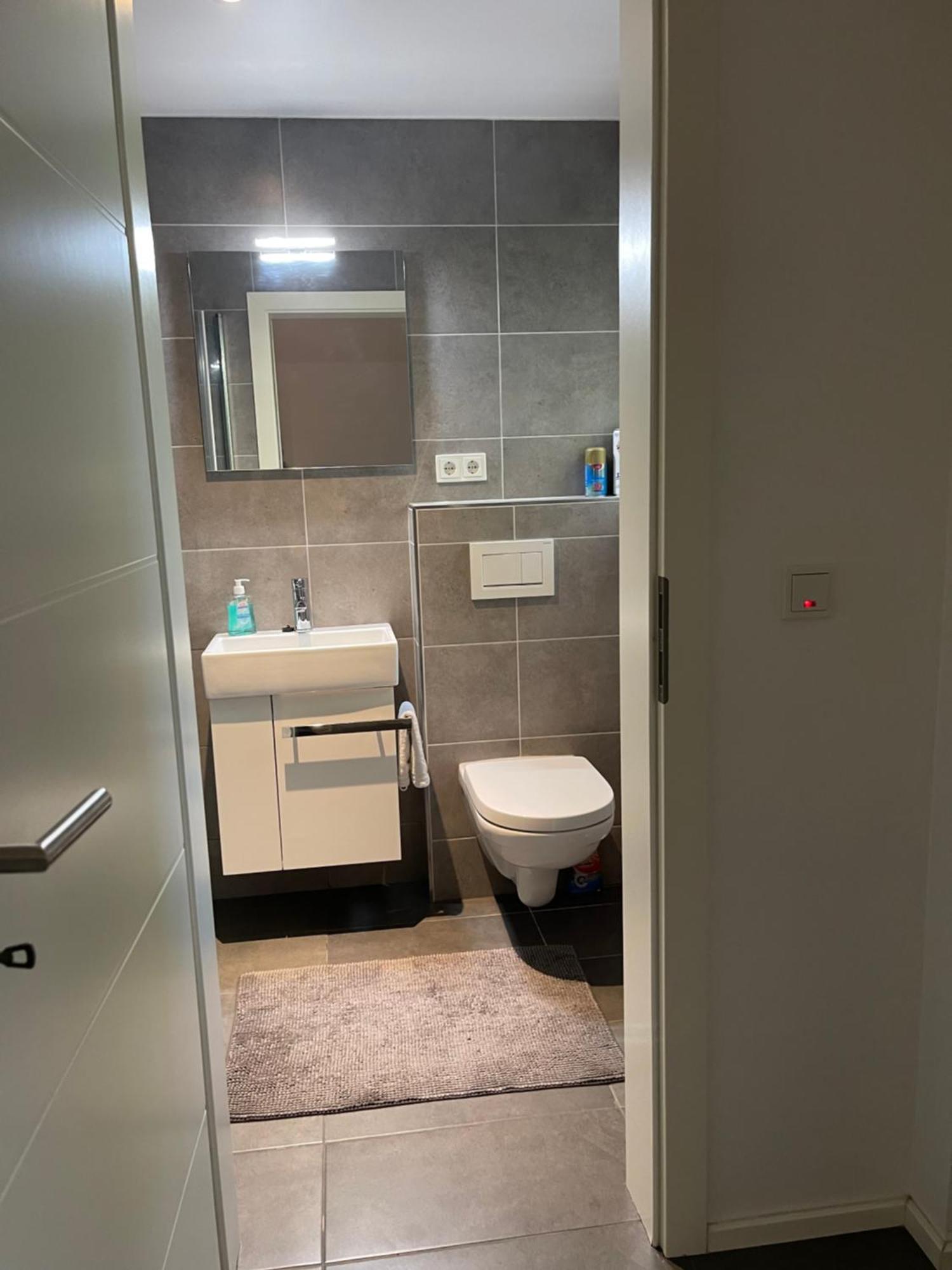 Ruhige Ferienwohnung , Ideal Fuer Berufspendler Hadamar Esterno foto